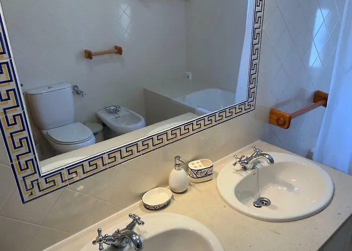 Alfarrobeiras * Albufeira