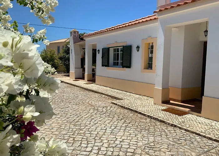 Hébergement de vacances Alfarrobeiras *