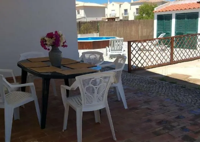 Hébergement de vacances Alfarrobeiras *