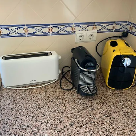 Alfarrobeiras Feriehus *