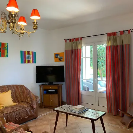 Alfarrobeiras * Albufeira