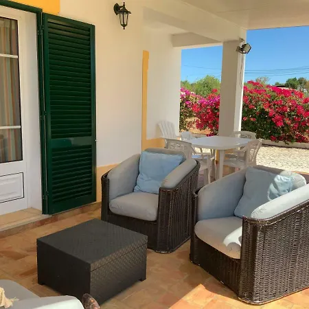 Alfarrobeiras Feriehus