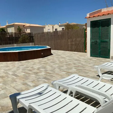 Holiday home Alfarrobeiras *